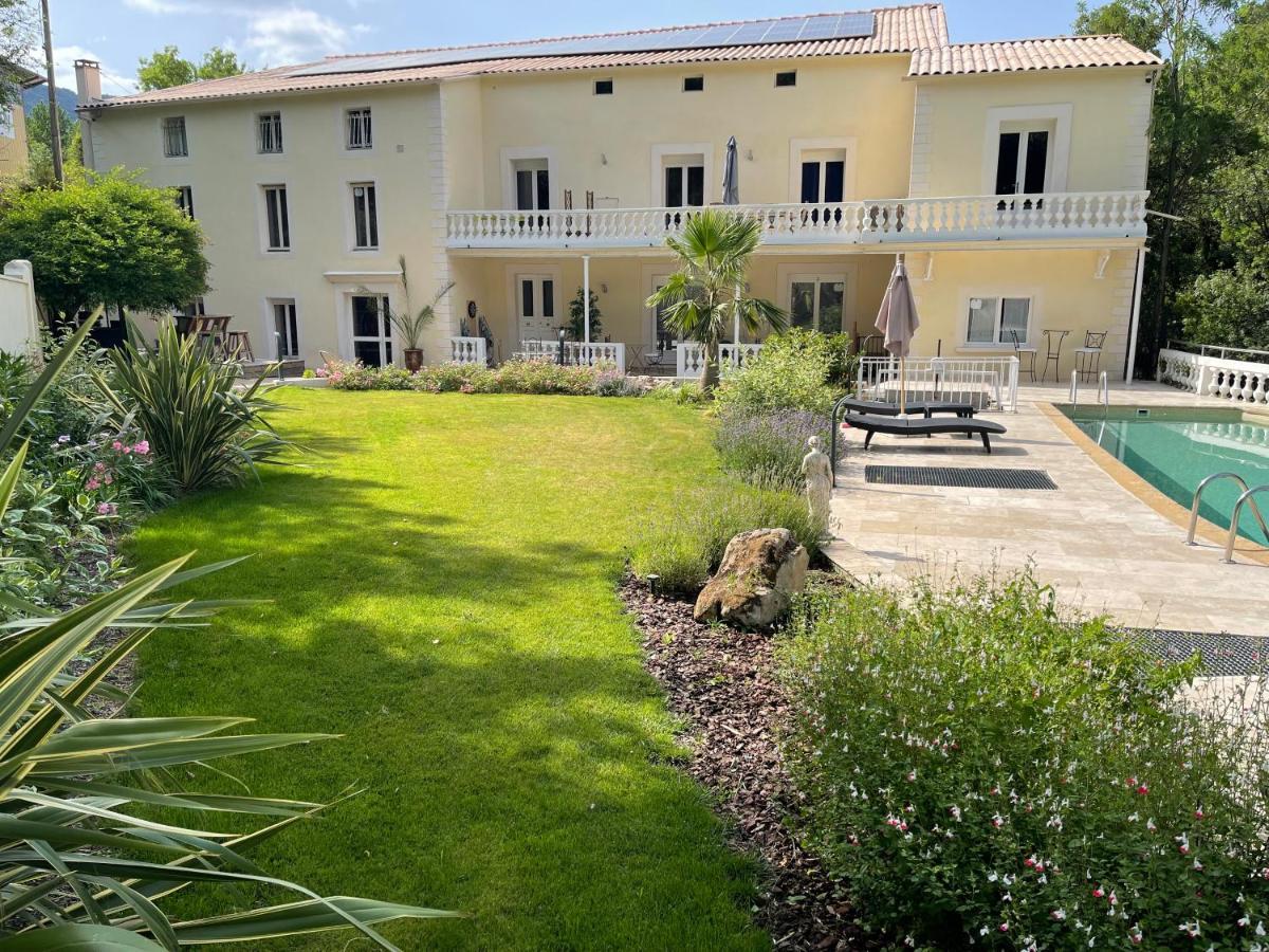 Moulin De L'Oulette Apartment Soubes Luaran gambar